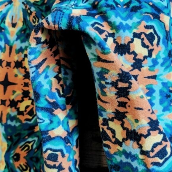 Lularoe | Multicolored Kaleidoscope Butter Soft Leggings | One Size - Picture 6 of 8